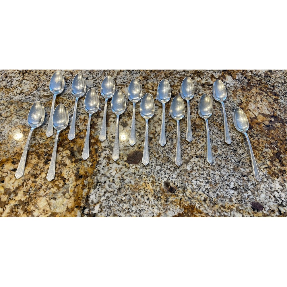 15 lot Of Holmes and Edwards Vintage Teaspoon 6 1/8in.